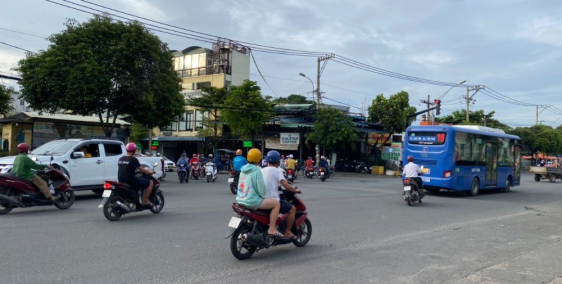 Làm giàu với LÔ GÓC NGAY TRUNG TÂM SẦM UẤT TÂN PHÚ cực kì tiềm năng
