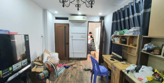 CHỈ 10 BƯỚC RA MẶT TIỀN LÊ HỒNG PHONG, KINH DOANH, 4 TẦNG 8.4 TỶ.