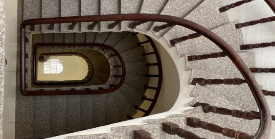 Bán nhà mặt tiền TT Q.10 - 101M2 - 4 tầng - 9PN - Gara Ôtô