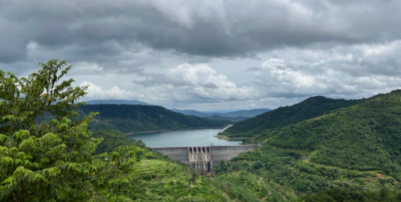 Đất góc 2 mặt tiền đường nhựa view hồ Tà Đùng siêu đẹp