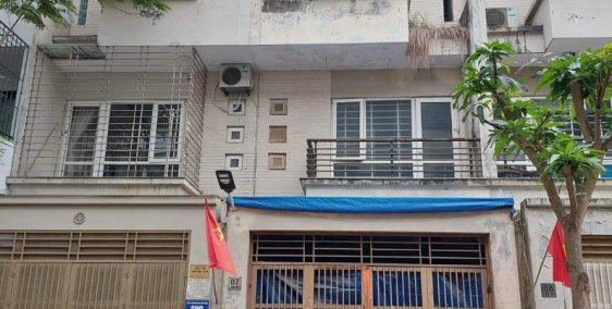 Tôi bán nhà liền kề KĐT Văn Phú cạnh công viên 81m2x4T chỉ 7.89 tỷ. 0989.62.6116