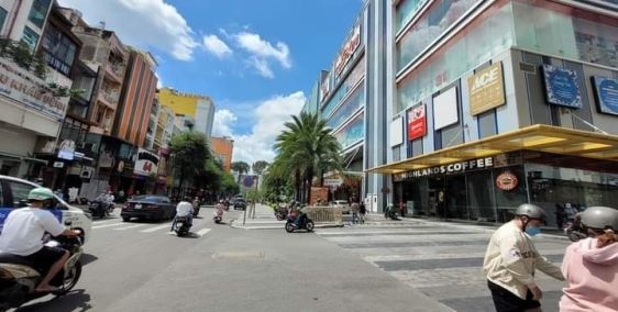 NHÀ MẶT TIỀN ĐƯỜNG SƯ VẠN HẠNH 8 TẦNG CẦN BÁN GẤP