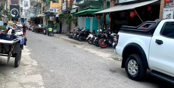 GẤP GẤP - HÀNG ĐẦU TƯ GIÁ TỐT  – GIÁP Q1 2 MT 6M VÀ 3M – 55M2 – NHỈNH 5 TỶ