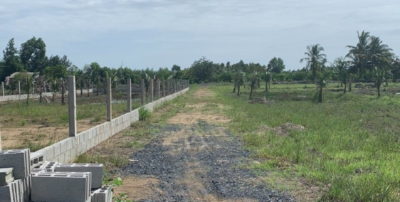 Bán gấp lô đất đường ĐT 816 giá 1,7 tỷ/ 1000m2