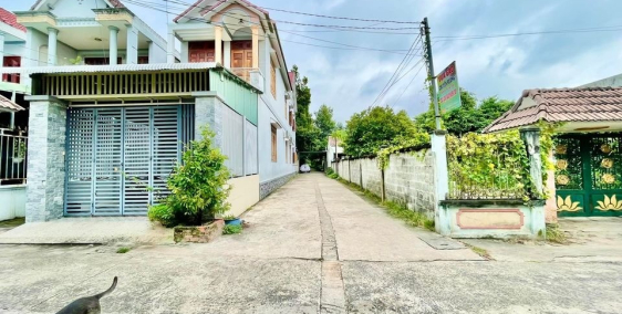 Chỉ 410 triệu có ngay 111m2 full thổ cư, sổ sẵn, đường bê tông tận đất