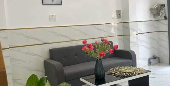 Nhà chính chủ, sổ hồng riêng gần công viên nước Đầm Sen 2 lầu,sân thượng 2,08 tỷ