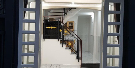 BÁN VỐN 6.25 TỶ,  NHÀ MỚI TINH,  5 TẦNG, 6PN, QUẬN 4, CHO THUÊ