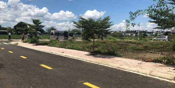 Đất nền sổ đỏ, cạnh Sận Bay Liên Khương, 15 triệu/m2 , Full thổ cư, SHR, sổ sẵn