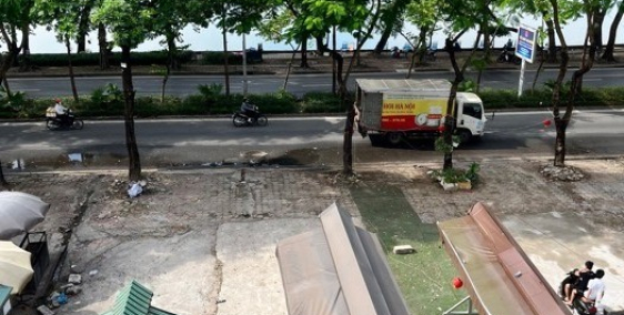 Cực Hiếm MP Nguyễn Hữu Thọ 70mx5T MT5m Vỉa Hè Đá Bóng, Mặt Hồ Linh Đàm KD Đỉnh.