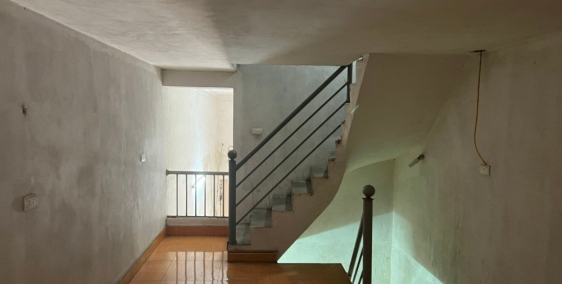 Bán nhà Thạch Bàn Long Biên 45m2 ngõ thông ô tô đỗ cửa-đầu tư-nhỉnh 2tỷ