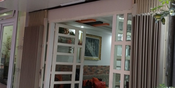 Bán nhà Nguyễn Lương Bằng, Phường 2. Sổ hồng riêng giá 3ty8