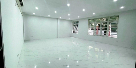 Bán nhà mặt phố Hồng Tiến ô tô vỉa hè vị trí quá đẹp mặt tiền mỹ mãn