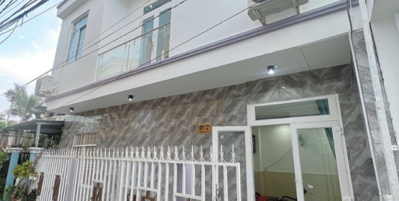 Nhà lầu đẹp đường Trần Nam Phú gần hồ búng xáng Đại học Cần Thơ