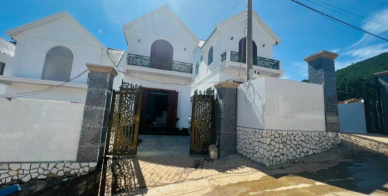 BÁN BIỆT THỰ MỚI XÂY VEN ĐALAT