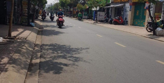 MẶT TIỀN LÊ VĂN LƯƠNG QUẬN 7, NGANG 6M, CHỈ 180 TRIỆU/M2