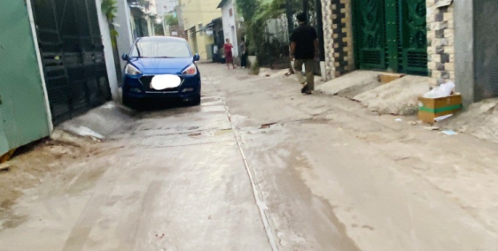 Bán gấp nhà hẻm xe hơi Trịnh Đình Trọng, Tân Phú, 2 tầng, 4.1x30M, chỉ 9,5 tỷ (