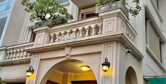 Cực hiếm, biệt thự Hồ Tây, ô tô, Lô góc thoáng vĩnh viễn, 190m2, giá 17.2 tỷ