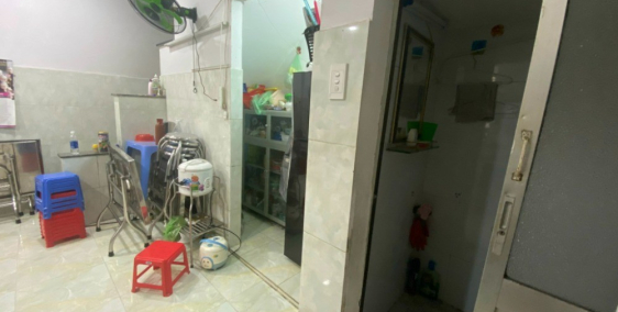 Cho thuê nhà 250/  Đường phú Thọ  Hòa, Dt 5x8 1 lầu mới đẹp giá : 7 triệu/ tháng