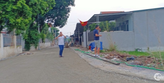 Bán 100m2 lô đất 2 mặt tiền thôn 12 xã Nghĩa Trụ, Văn Giang, Hưng Yên. Giáp Vin