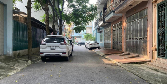 60m2_4T_11.6tỷ Nhà Kim Giang_Phân Lô_Gara Ô Tô_KD Văn Phòng_Đang Chờ Anh Đến