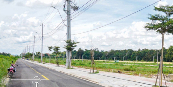 Chính chủ bán lô Quốc Lộ khu Mega City Kon Tum, sổ đỏ có sẵn, có thương lượng.