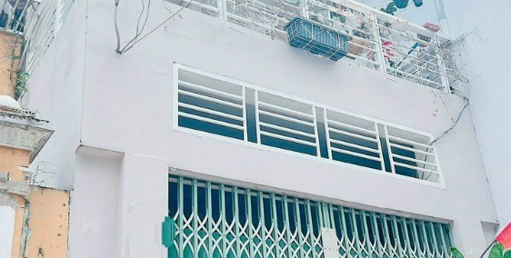 Chỉ 81tr/m2 có nhà 3 tầng mới cóng,hẻm xe hơi,sau căn mặt tiền P.12,GV