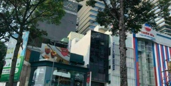 Bán nhà mặt tiền Lý Tự Trọng, Phường Bến Thành quận 1. (4 x 20m) 3 tầng