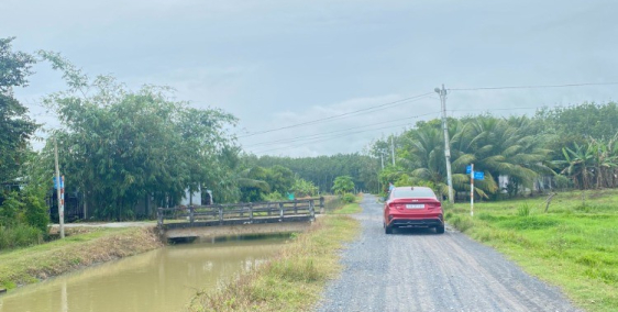 Đất vườn Thổ Cư - Phú Mỹ Hưng - Củ Chi ,DT 600m2 -  Giá 3,5tr/m2, VIew đẹp gần k