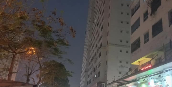 Chính chủ cần bán căn Chung Cư Víp Bán Đảo Linh Đàm - DT: 65m2 - 2 Ngủ - nhỉnh