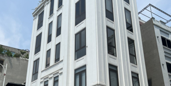 Bán nhà mặt phố Ngọc Lâm mặt tiền 6.5m-Lô góc-2 vỉa hè-127m2-29.5 tỷ hơn