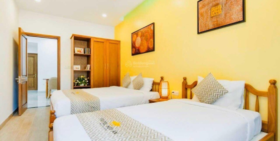 Bán nhà 3 tầng homestay Hội An, 5 PN, đường 7,5m, sổ hồng riêng