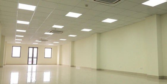 Cho thuê mặt bằng vị trí cực đẹp đường Hoàng Hoa Thám