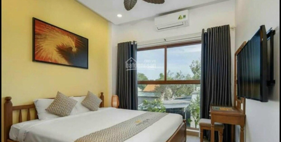 Cần bán nhà phố 3 tầng Hội An view sông - kinh doanh homestay. LH: 0911301067