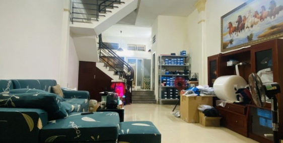 HXH Út Tịch, Tân Bình, 69m2, 3 tầng, 4PN sát mặt tiền giá 12 tỷ 4 còn TL.