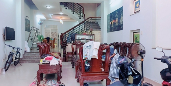 Bán nhà Mặt tiền KD Hồ Ngọc Cẩn, Tân Phú, 4 tầng, 5x21M, 125 tr/m2 ( TL)