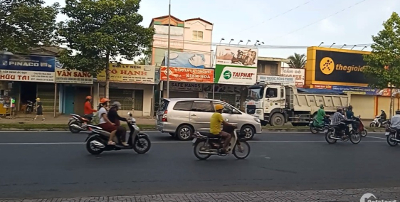 CHO THUÊ NHÀ 5 Triệu, MẶT TIỀN 3M, MẶT BẰNG 2mx11m, đầy đủ nhà tắm toilet mới xâ