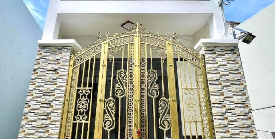 Nhà lầu mới giá rẻ hẻm 557 đường Trần Quang Diệu