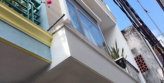 Bán nhà gần nhà thờ Phao Lô, Khu Tên Lửa 4x18m, sổ hồng riêng