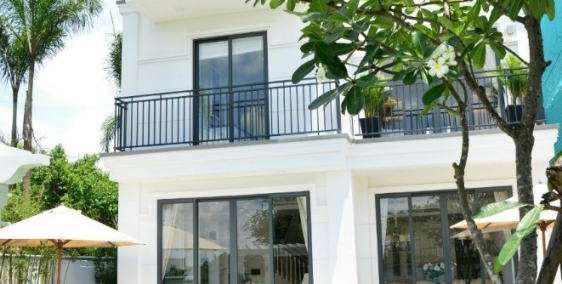 Bán biệt thự đơn lập sông Ninesouth 300m2, full nội thất giá 65ty TL