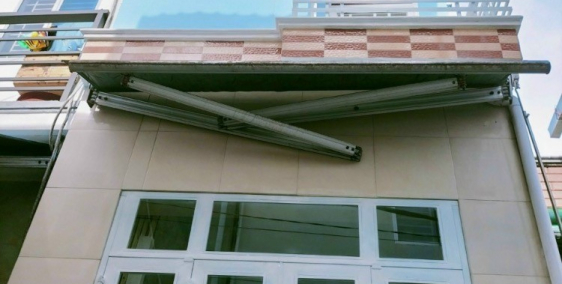 Nhà lầu hoàn công 2 phòng ngủ gần bến ninh kiều