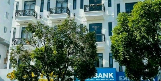 Bán tòa nhà 5 lầu 10x23 MT Nguyễn Sơn 30m, Tân Phú ngay trung tâm. Sổ hồng riêng