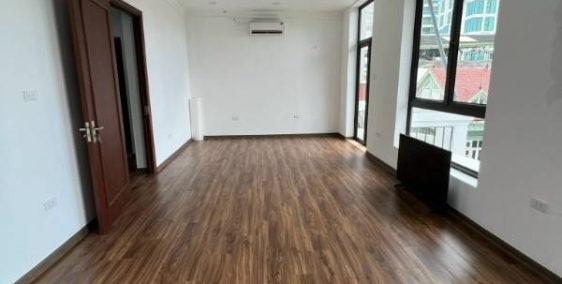 Cho thuê biệt thự lô góc Tây Nam Linh Đàm, 500m, mặt tiền 30m,quá VIP để kinh do