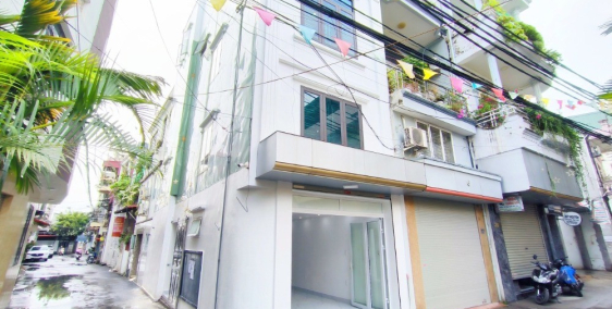 BÁN NHÀ 4 TẦNG Ô TÔ RA VÀO PHỐ CẤM , HẢI PHÒNG