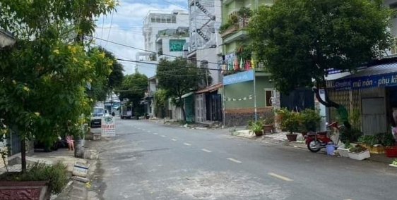 Nhà mặt tiền đường Nguyễn Văn Tố tân Phú 6 X 35 giá tốt nhất