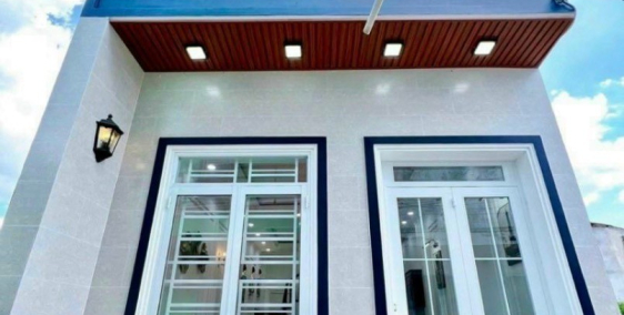 Nhà lầu mới cách trường đại học kỹ thuật công nghệ 800m