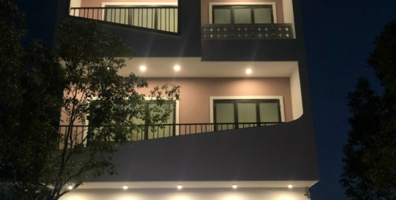 Bán nhà nghỉ 4,5 tầng khu Thế Long sát KCN VSIP Quảng Ngãi