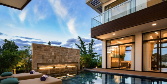 Cơ hội vàng sở hữu biệt thự cạnh sân golf, view trực diện biển full nội thất