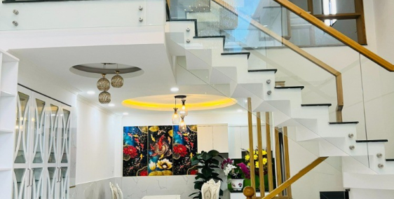 Bán nhà đường Hà Huy Giáp 1 trệt 1 lửng 3 lầu mới xây dựng - sổ hồng riêng