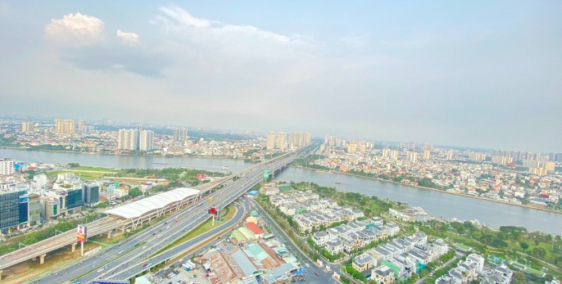 chính chủ gửi bán vinhomes central park 2pn 2wc có sổ full nội thất 5tỷ6