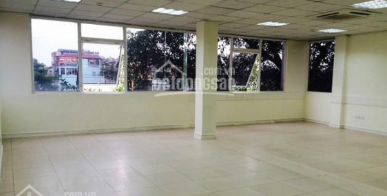 Mời thuê VP 80m2 tại nhà VP 8 tầng số 62 Yên Phụ. Giá 15.5 tr/tháng